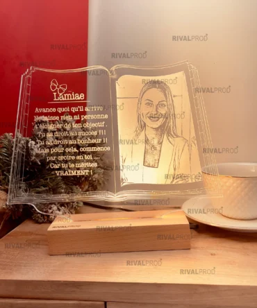 مصباح كتاب مخصص لك