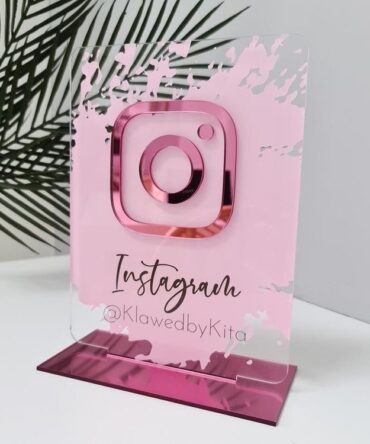 لافتة إنستغرام أكريليك